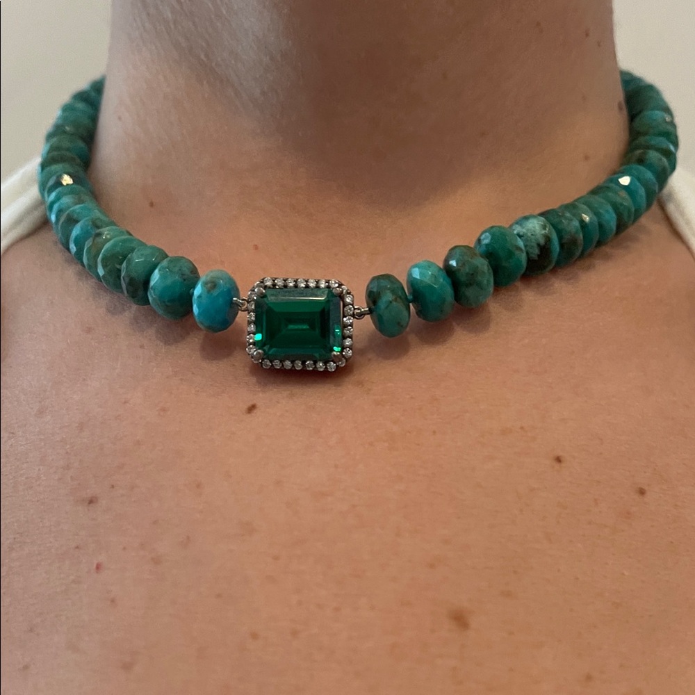 Turquoise Beaded Necklace with Emerald Pendant NW